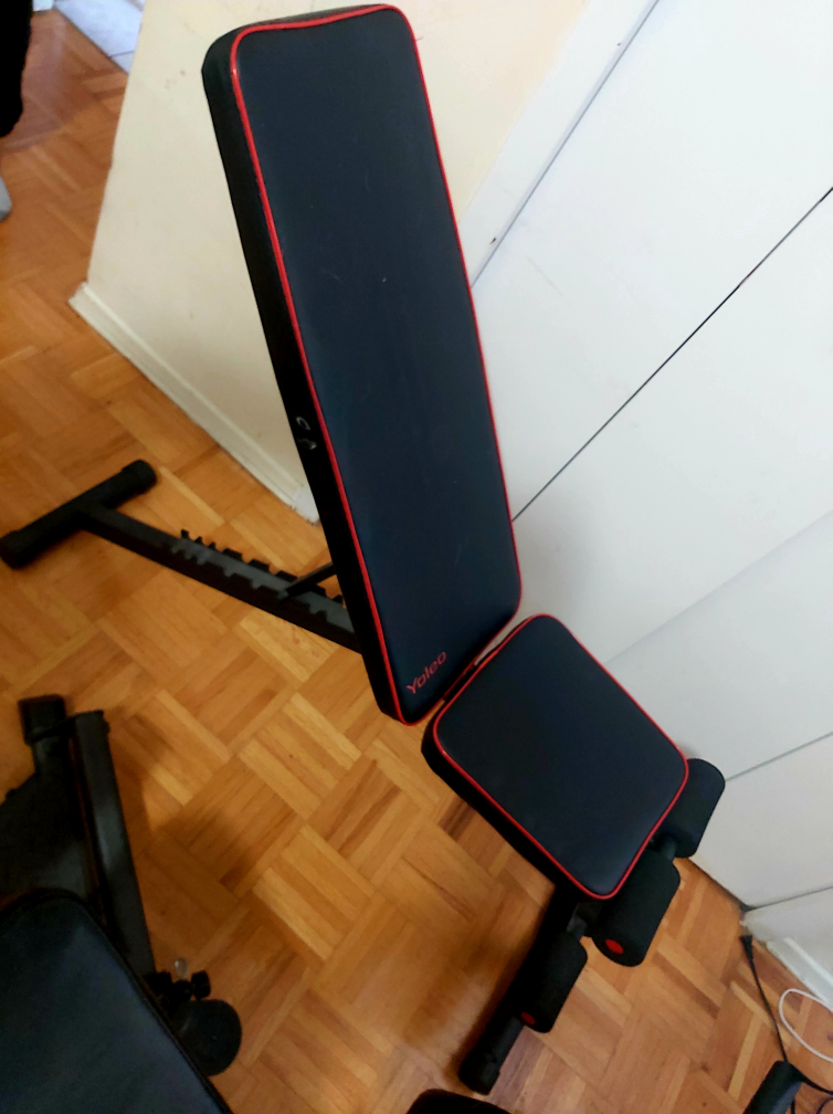 Yoelo adjustable folding weight bench