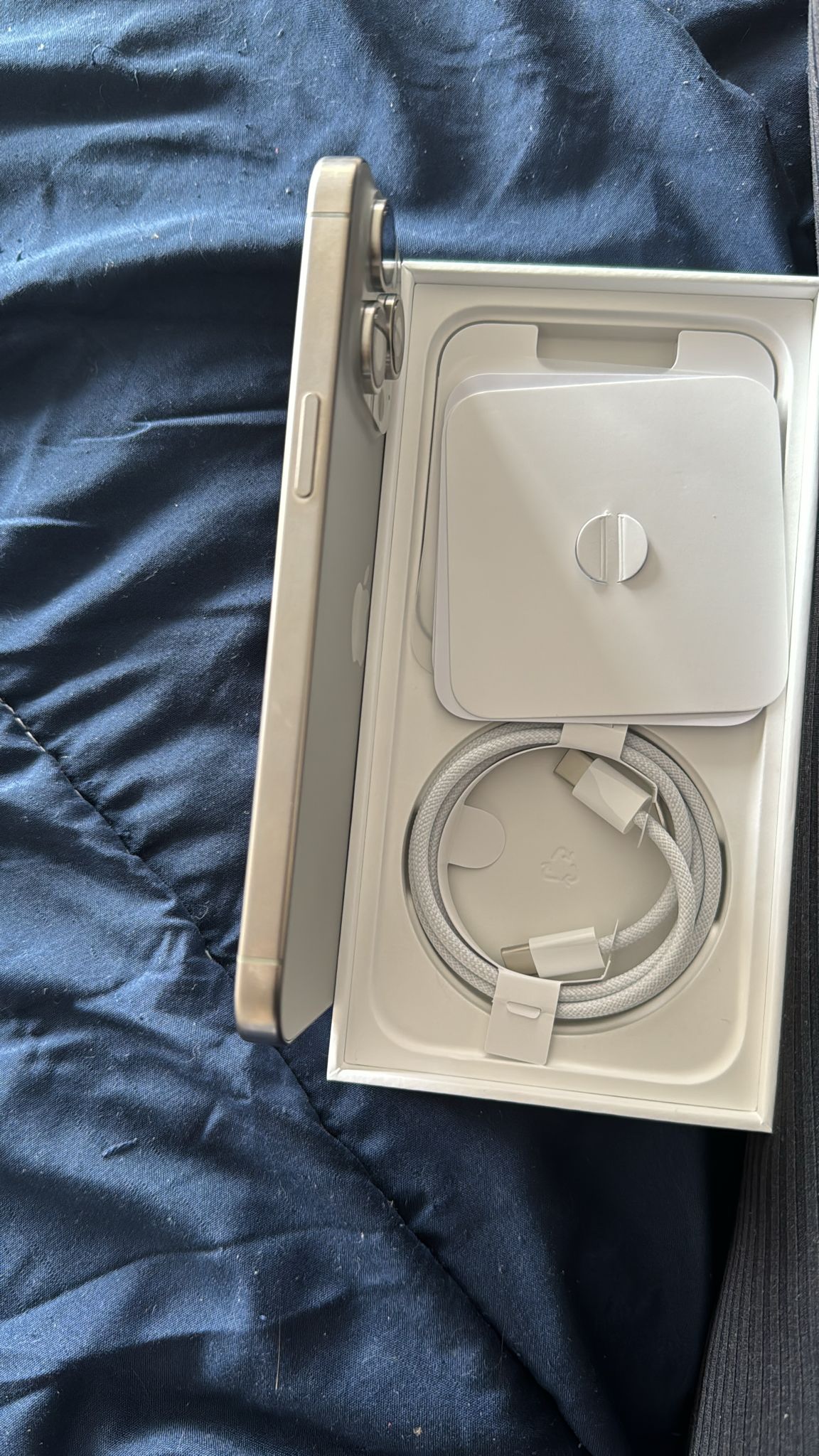 IPHONE 15 PRO MAX 256 MINT CONDITION NATURAL TITANIUM - photo 3