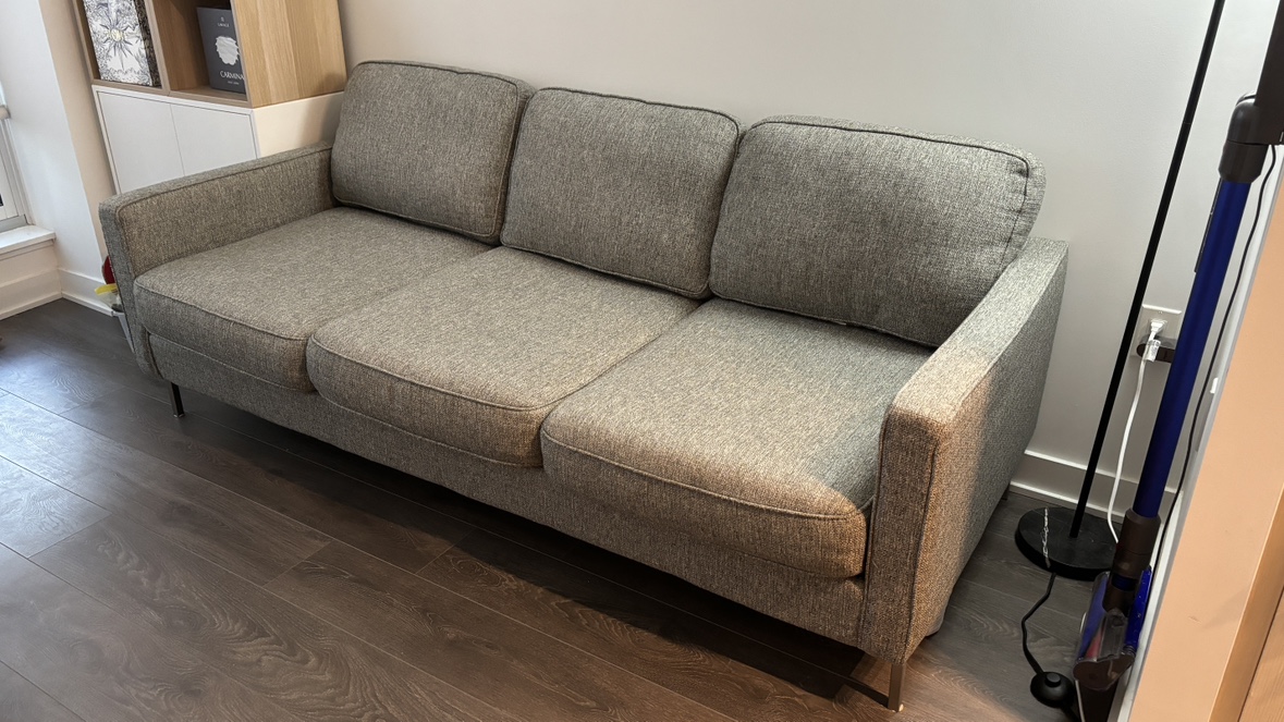 Washable Good Quality Fabric Sofa (Brand: Palliser furniture) - photo 2