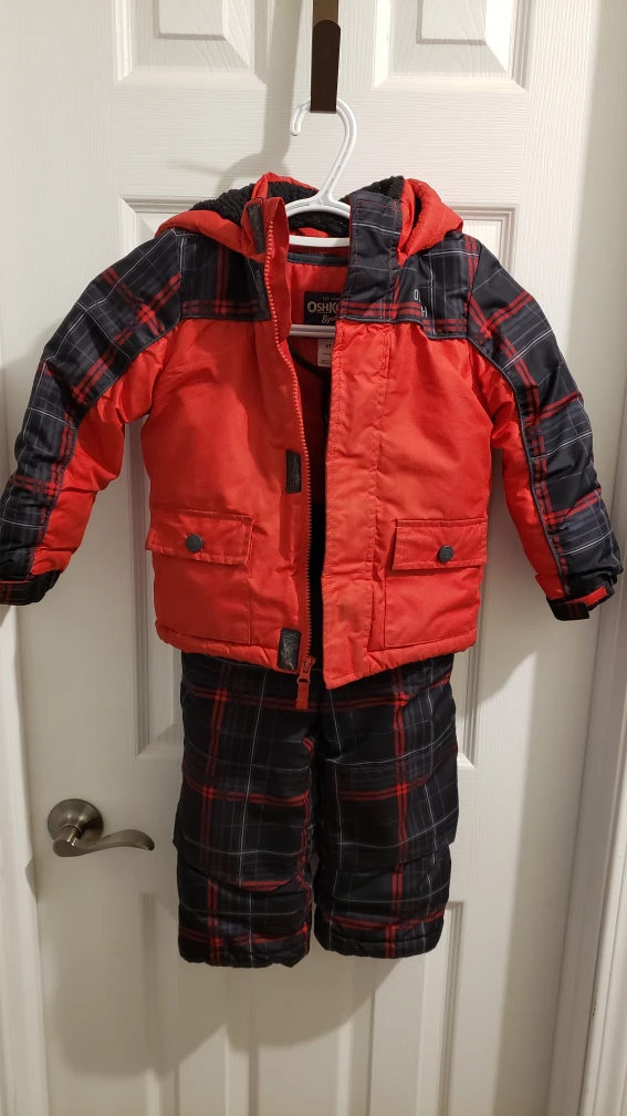 Boys 3T Snowsuit by Oshkosh (2pc) thumbnail