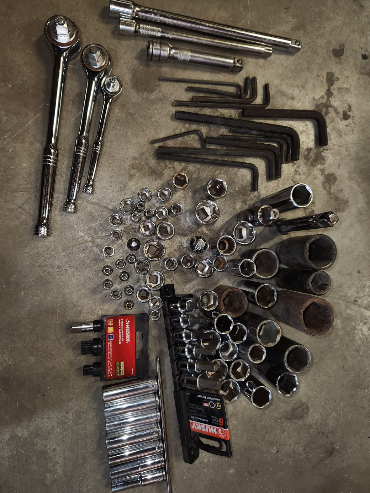 Husky and MasterCraft Socket Lot - photo 3