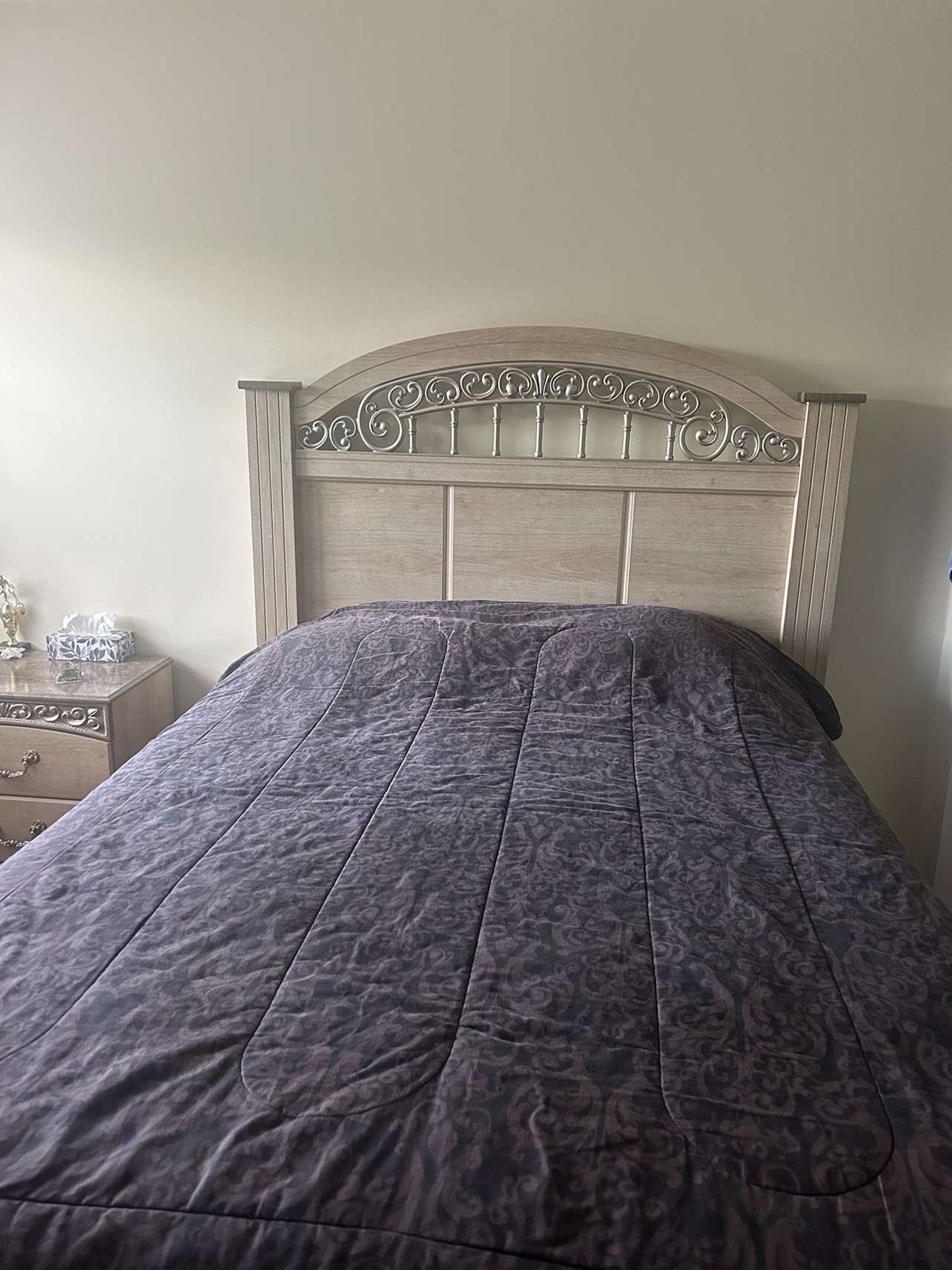 Queen bed set - photo 4
