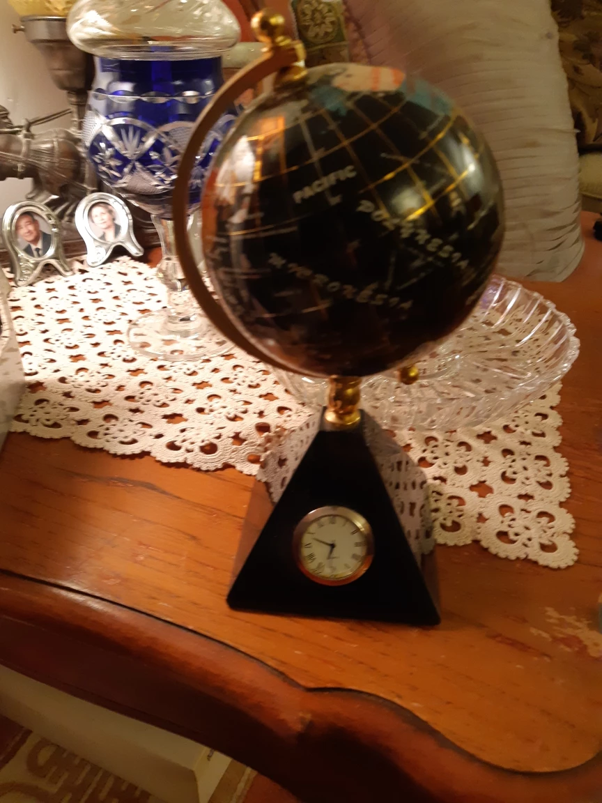 nice glope with stand - photo 3