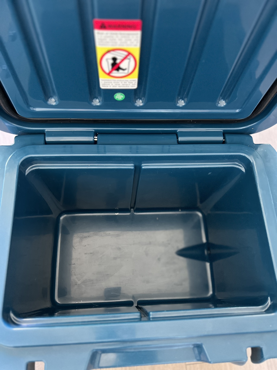 PC 20-Liter Cooler Multi-Day Ice Retention - photo 4
