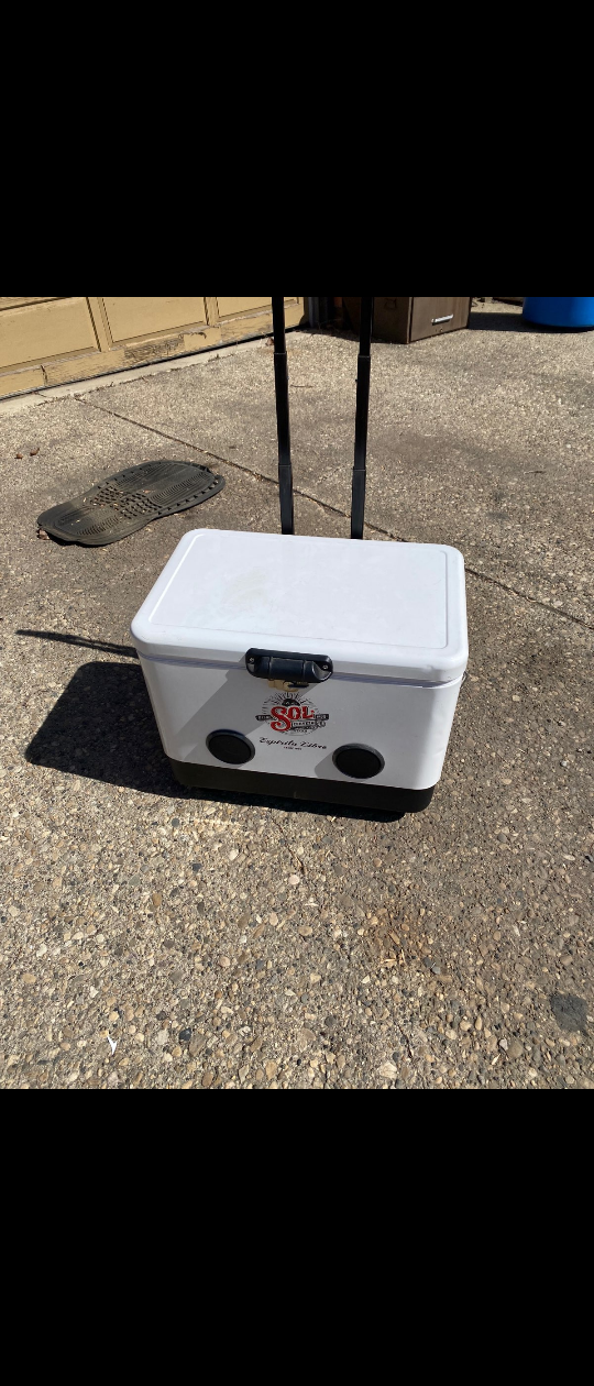 SOL Bluetooth Cooler image indicator(2)