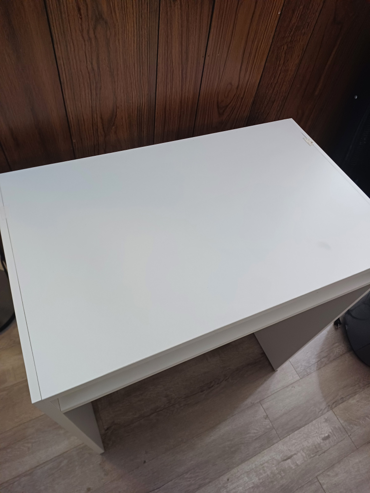 IKEA DESK - Last day