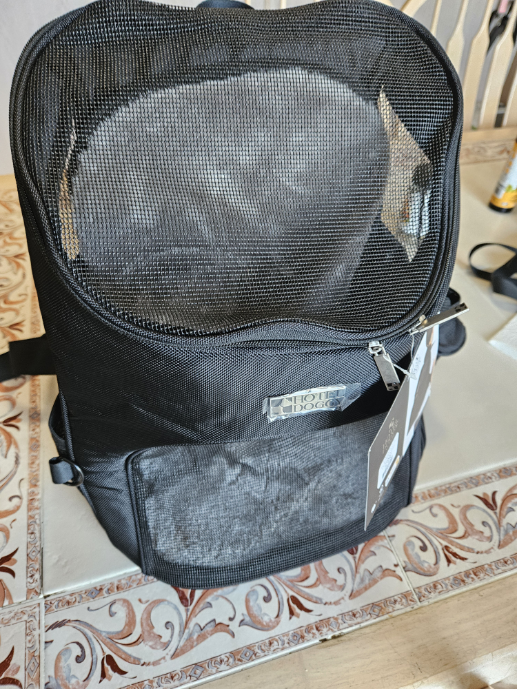 Hotel doggie carrying knapsac size large image indicator(3)