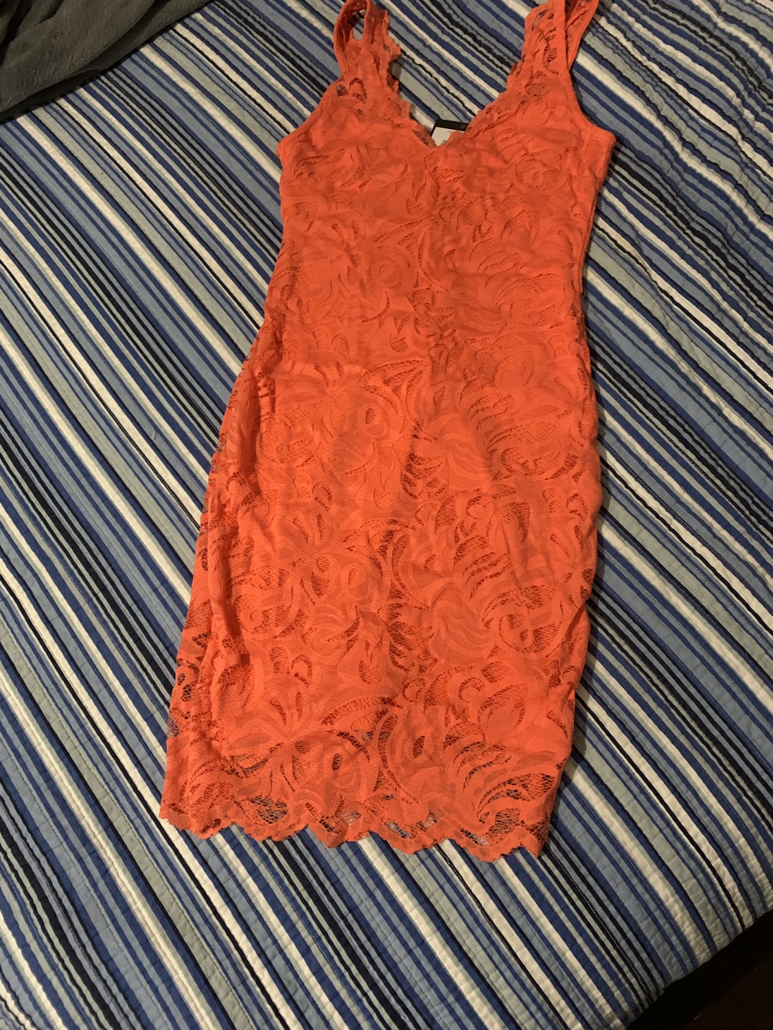 BNWT H&M XS Orange lace dress (w/stretch) thumbnail