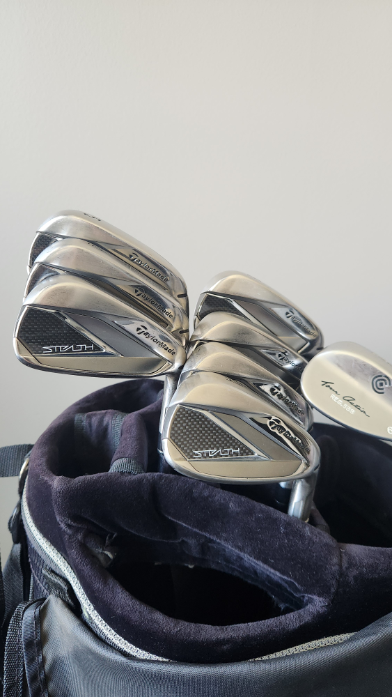 Taylormade Stealth Irons + TM bag + 60 degree Cleveland Wedge image indicator(6)