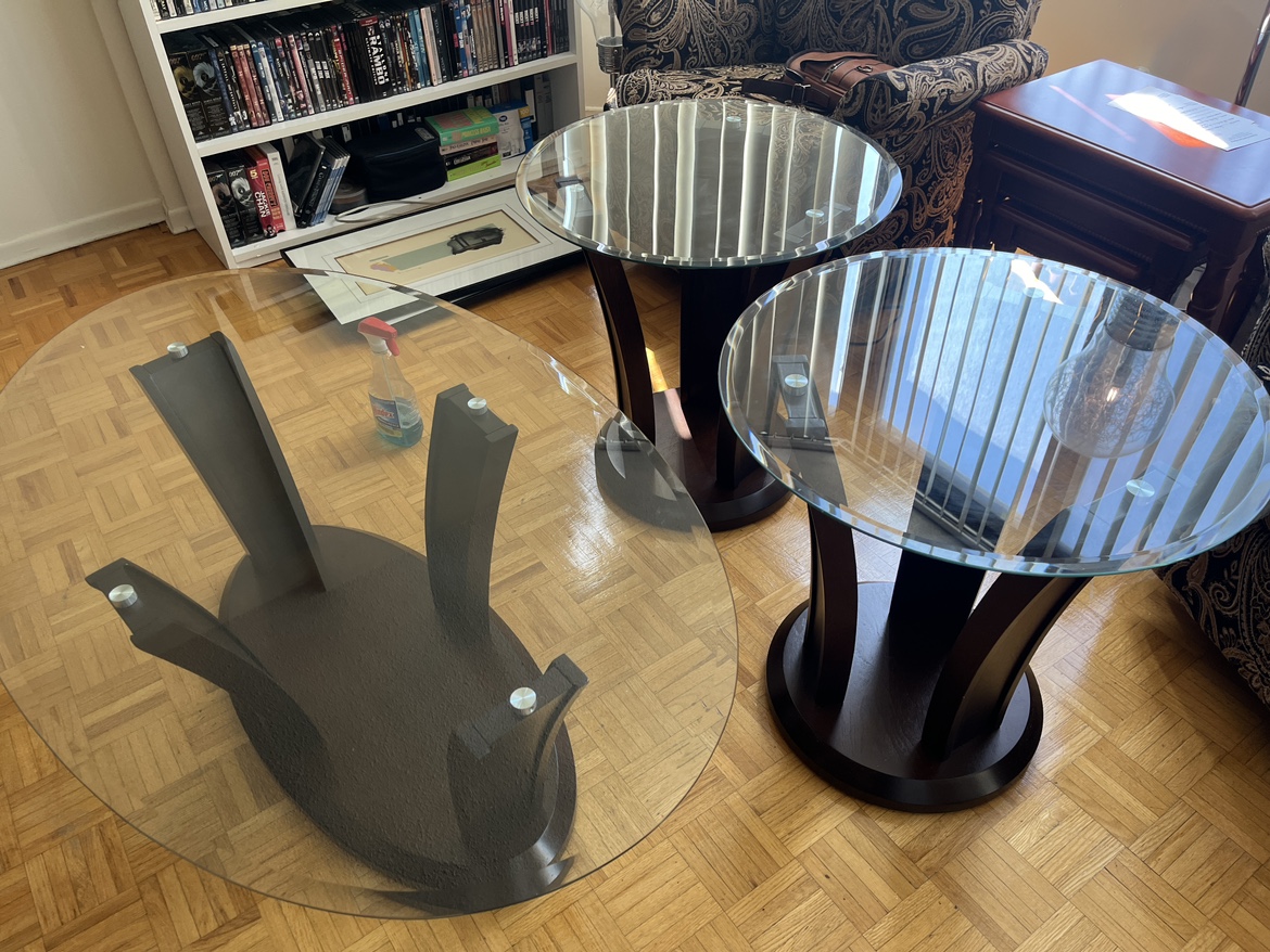 Like New 3 Pce Coffee Table Set - photo 3