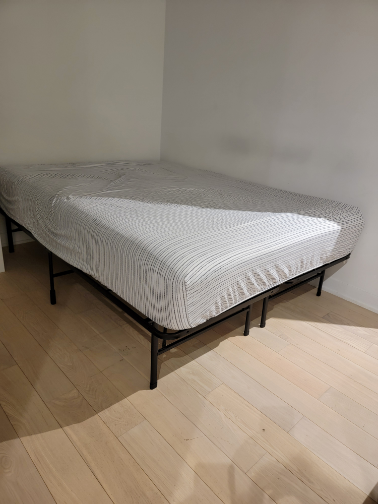 Queen Metal Bed Frame - photo 4