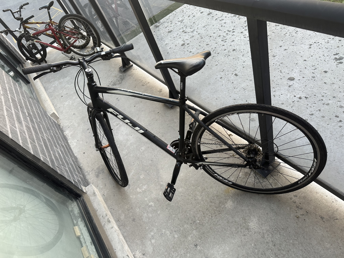 Fuji Absolute 2.2 Bike