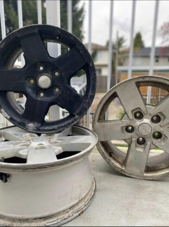 jeep Wheel 2 with sensor - photo 2