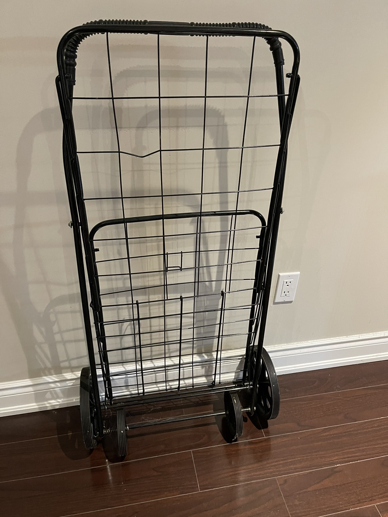 Rolling and folding cart - photo 2
