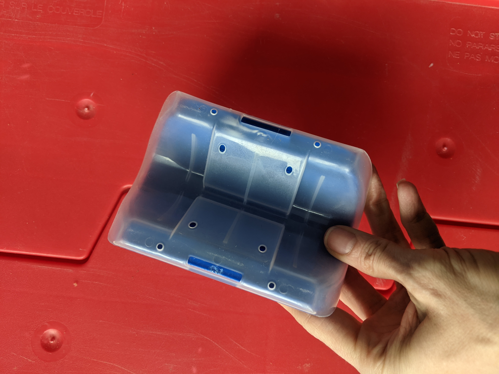 Cat brush thing 🐈 Moving Sale! image indicator(2)