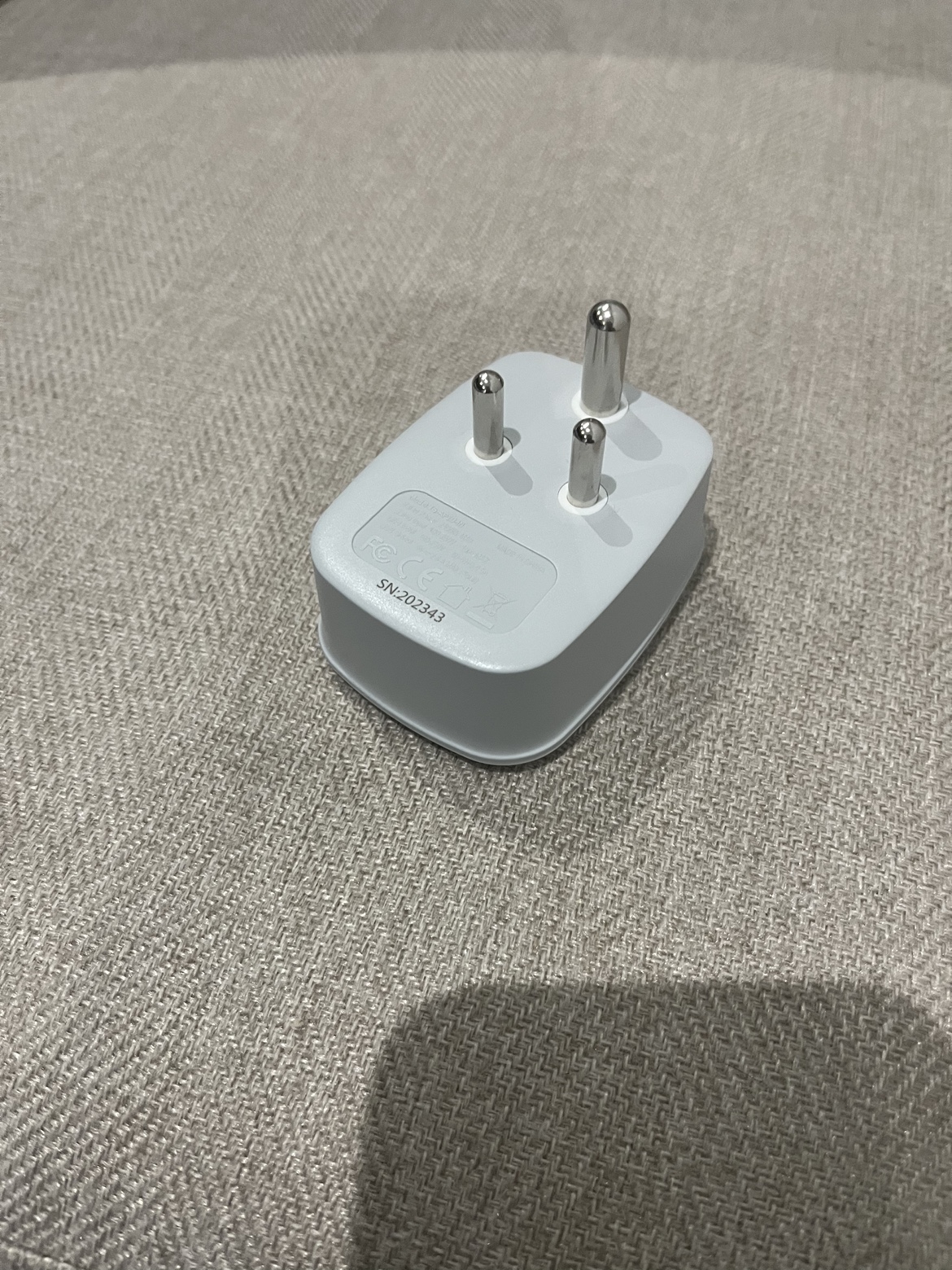 Type D Travel Adapter image indicator(3)