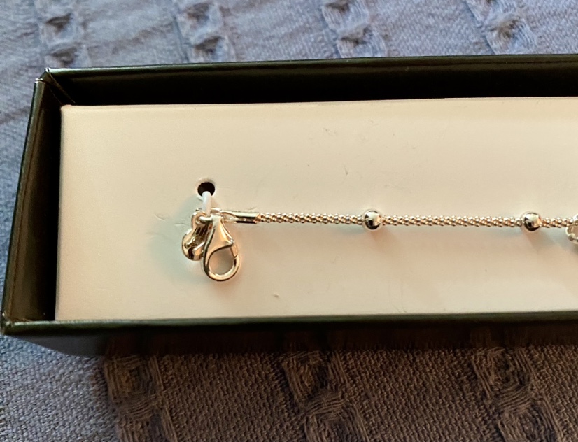 NIB 925 Sterling Silver Heart Bracelet image indicator(3)