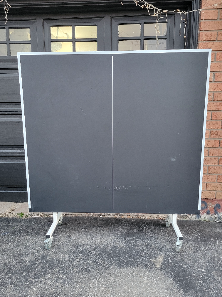 PING PONG / Tennis Table