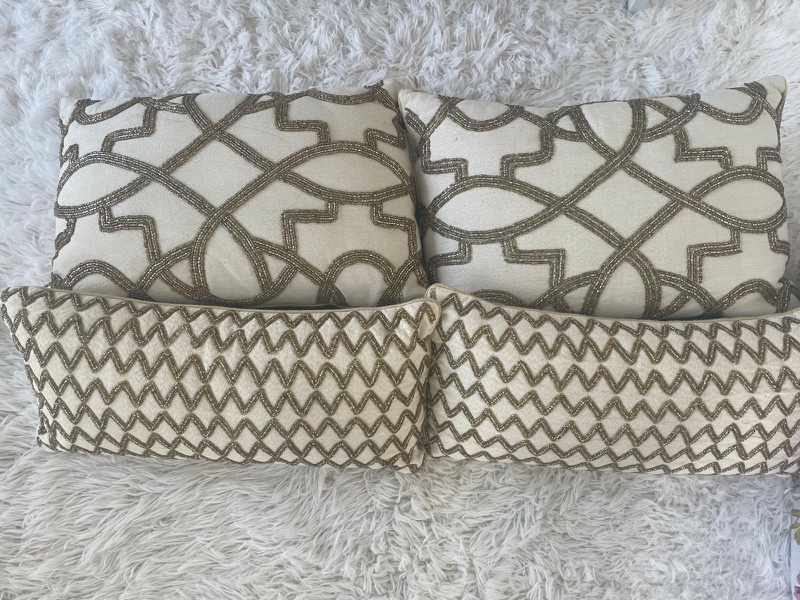 Set of 4 decorative cushions - photo 2