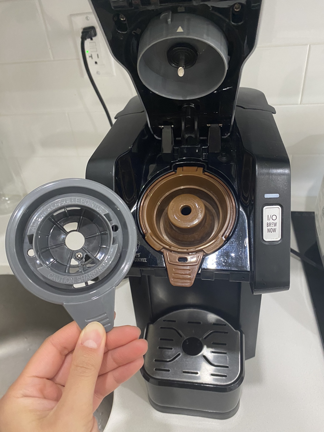 Hamilton Beach Flexbrew single serve coffee maker - photo 4