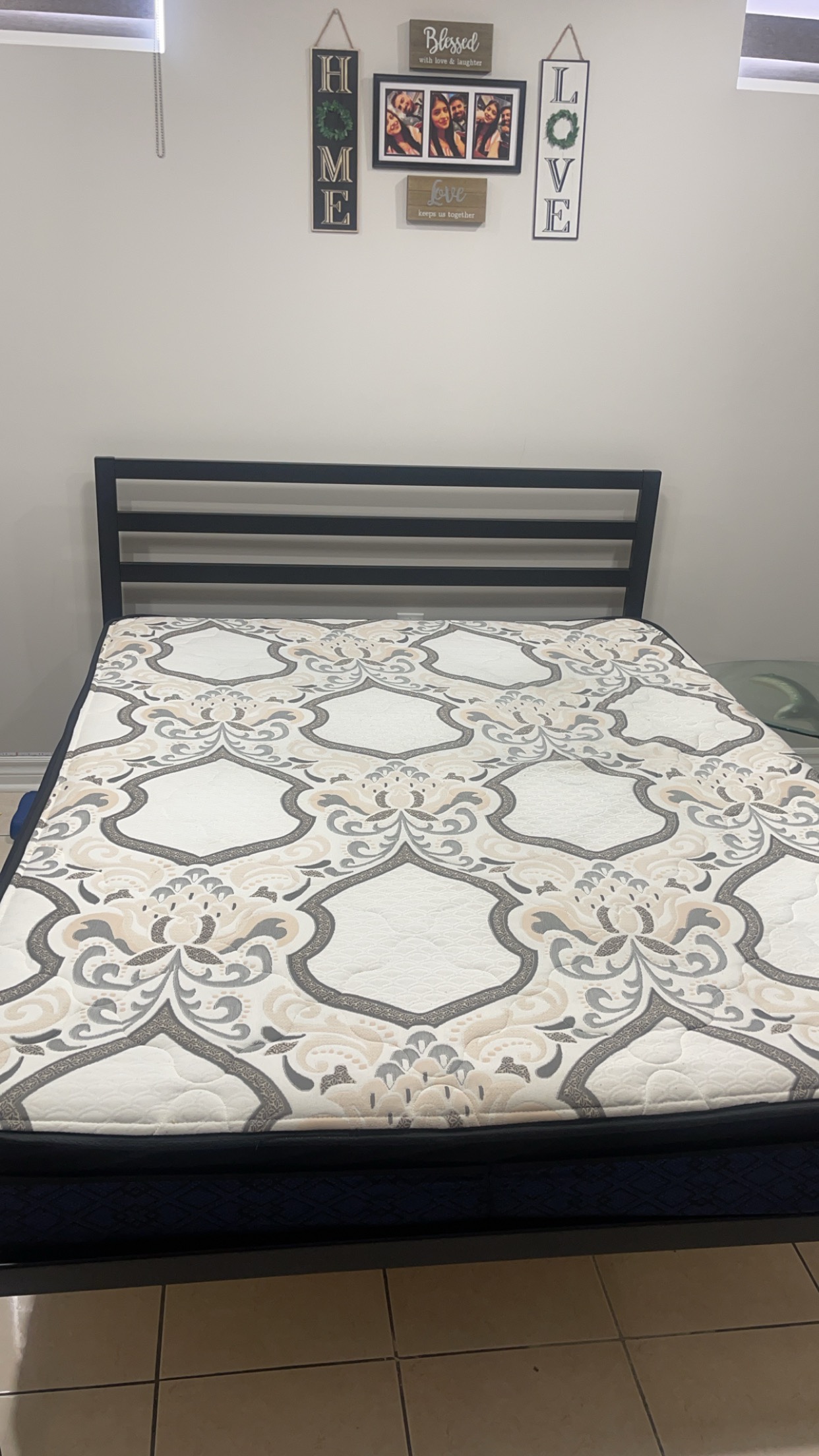 9.5” medium firm mattress moving out sale!!!!!!