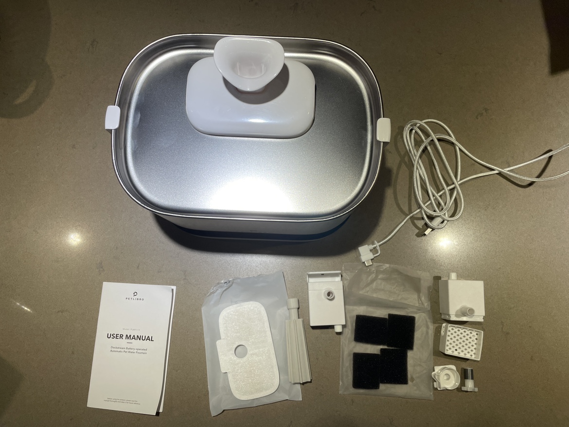 PETLIBRO dockstream battery-operated water fountain image indicator(2)