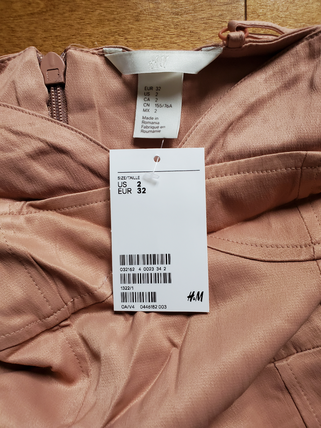 Brand new H&M skirt for girls image indicator(2)