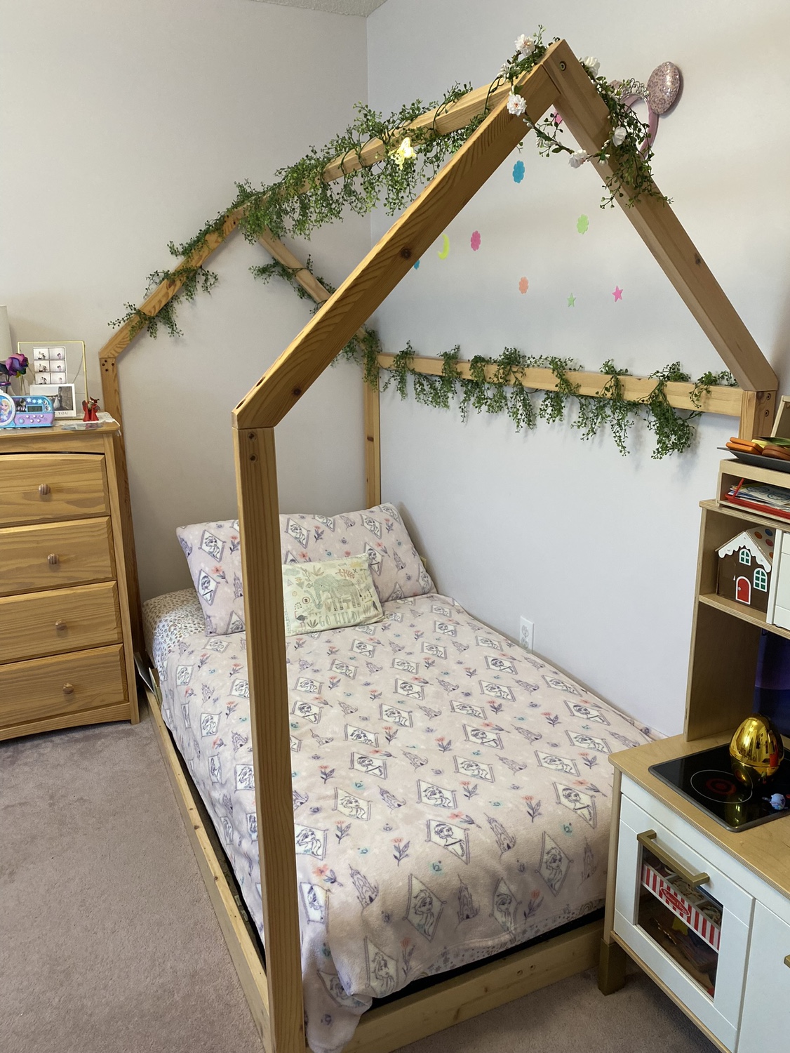 Montessori house floor bed - twin