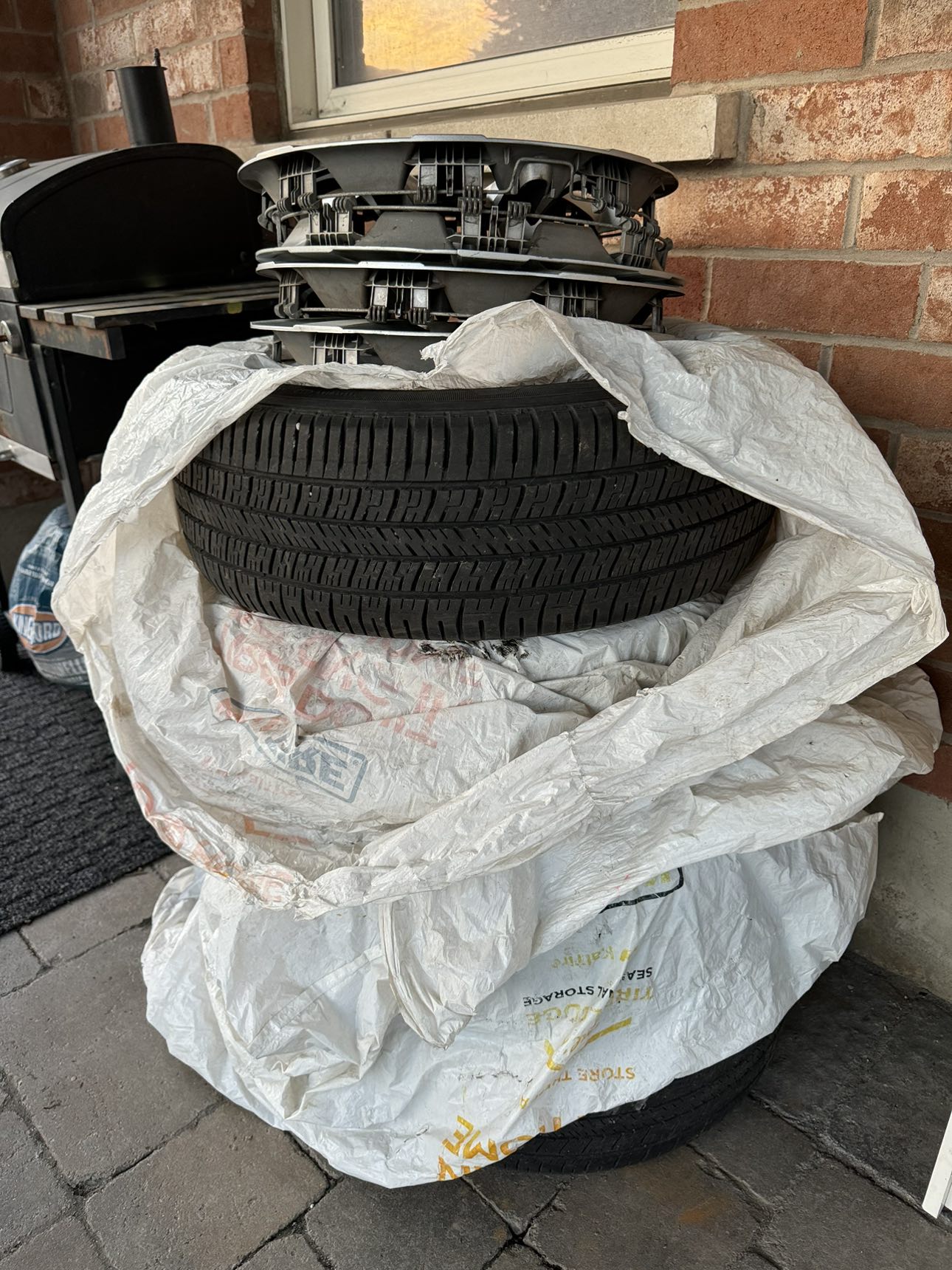 All season tire Goodyear 205/55R16 with rim - photo 5