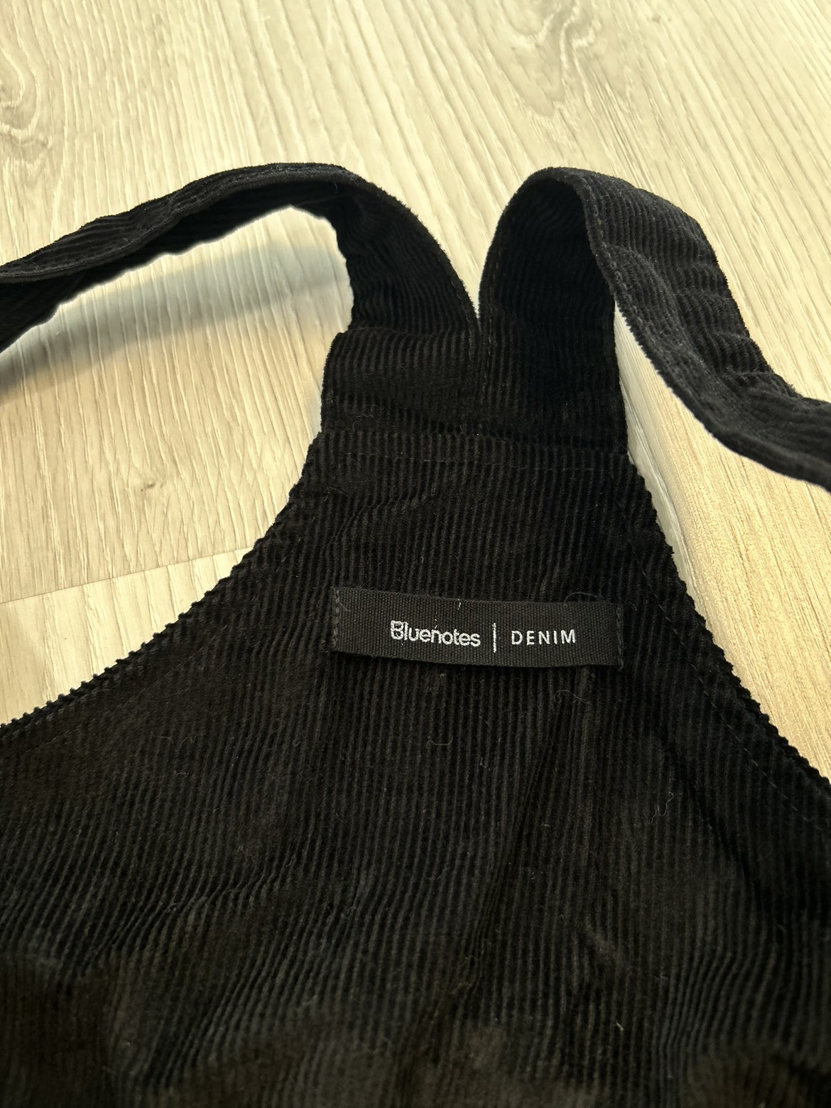 Frenchy overall shorts with zipper and buckles image indicator(3)