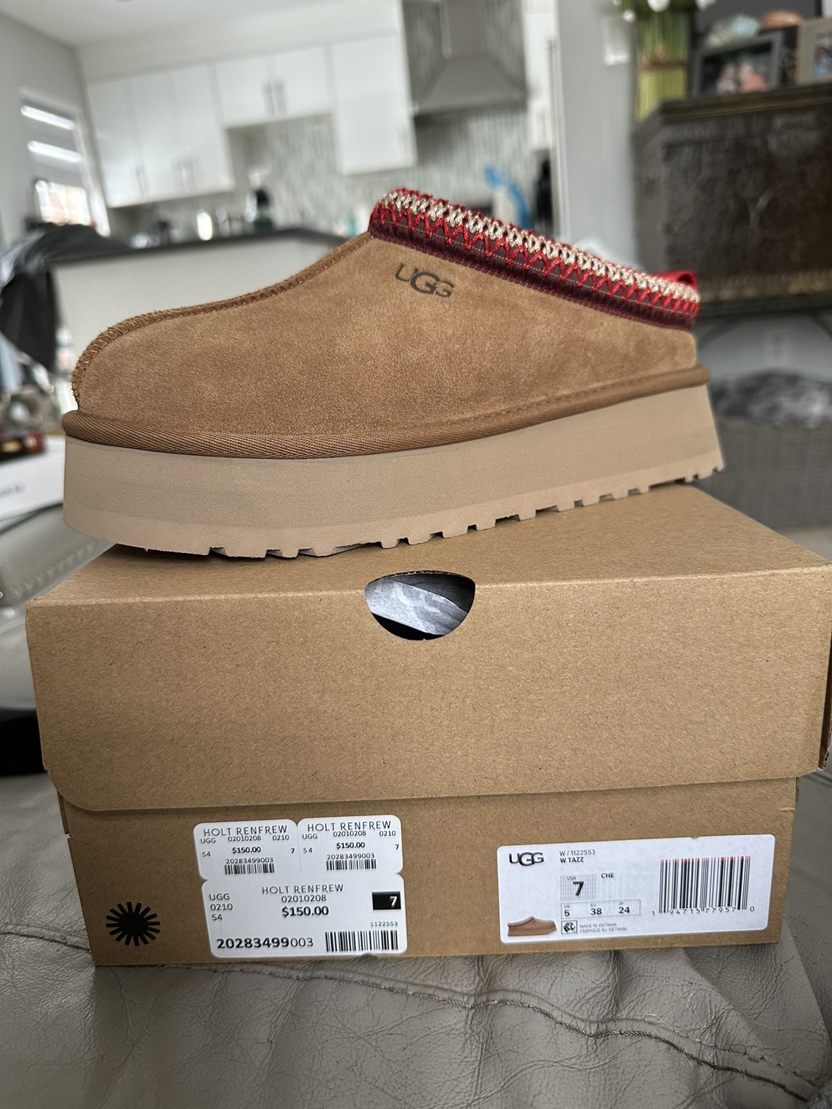 New in box Ugg Tazz in camel sz 7 bought from Holt Renfrew thumbnail