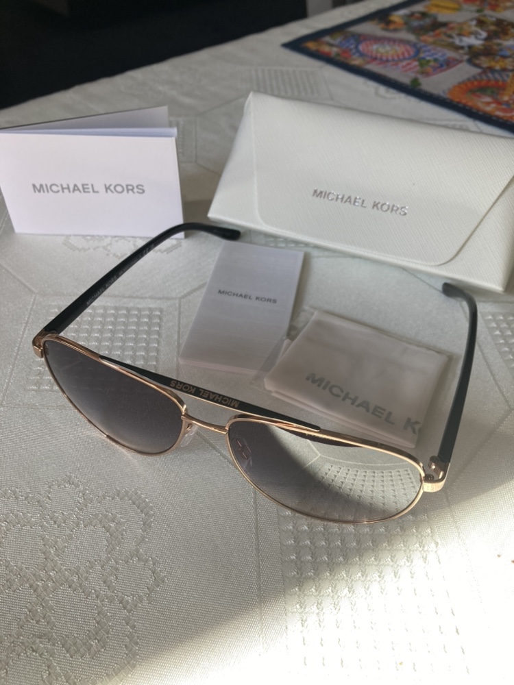 New Michael Kors Ladies Sunglasses thumbnail