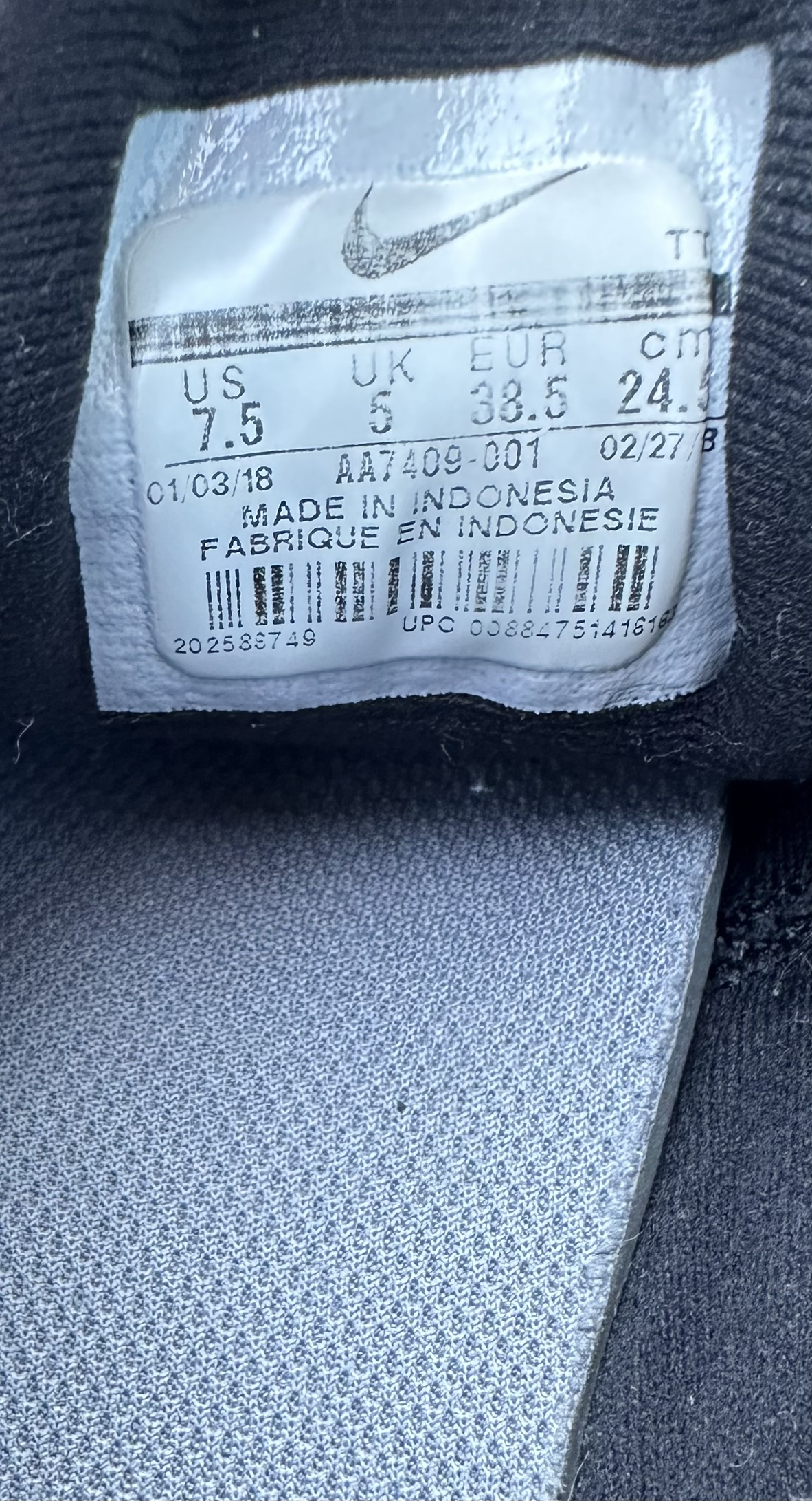 #freecycle Nike flex shoes. image indicator(5)