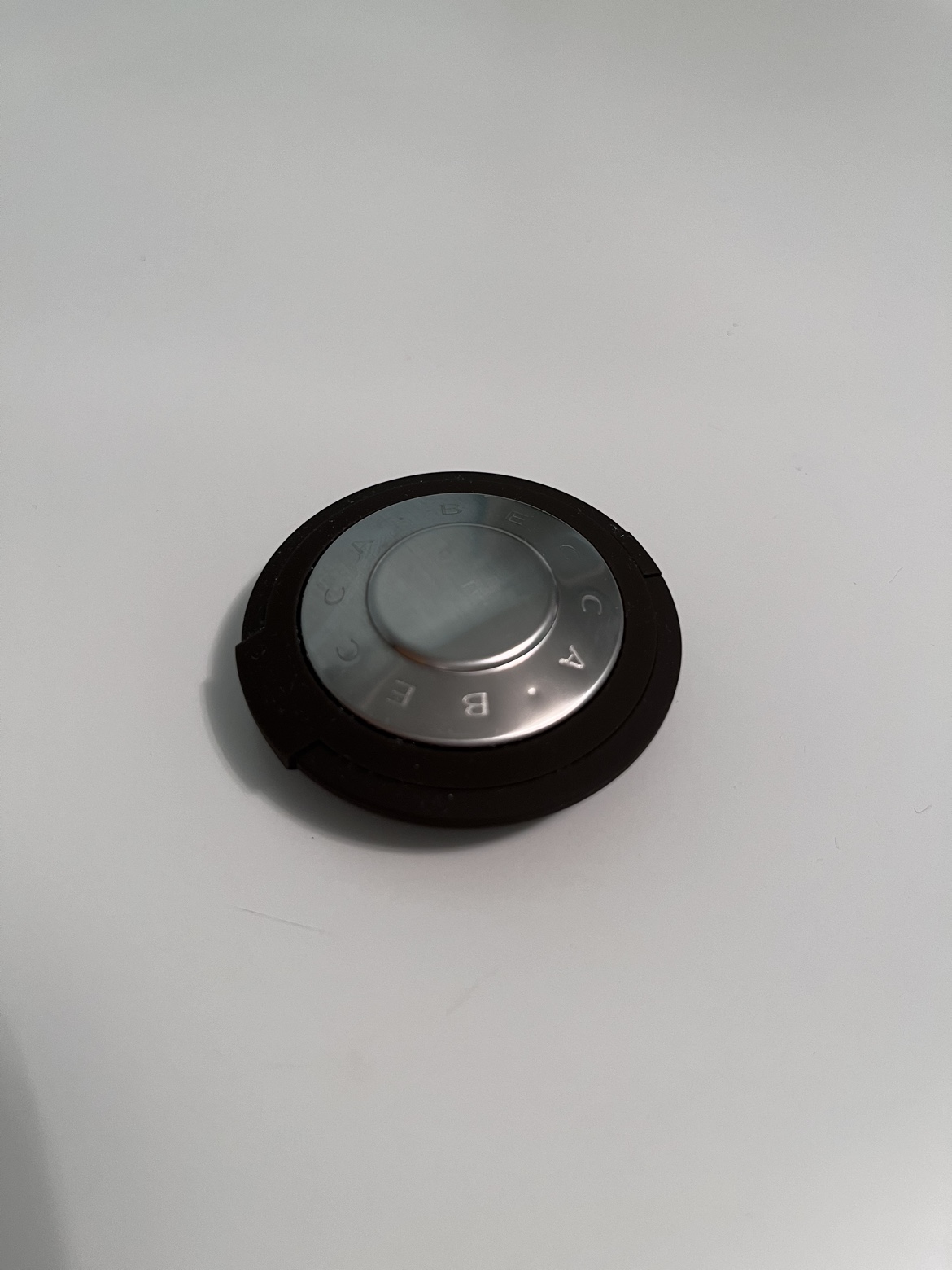 Becca Highlighter (Champagne Pop) image indicator(3)