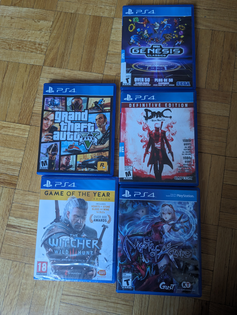 ps4 slim + games (no controller) image indicator(2)