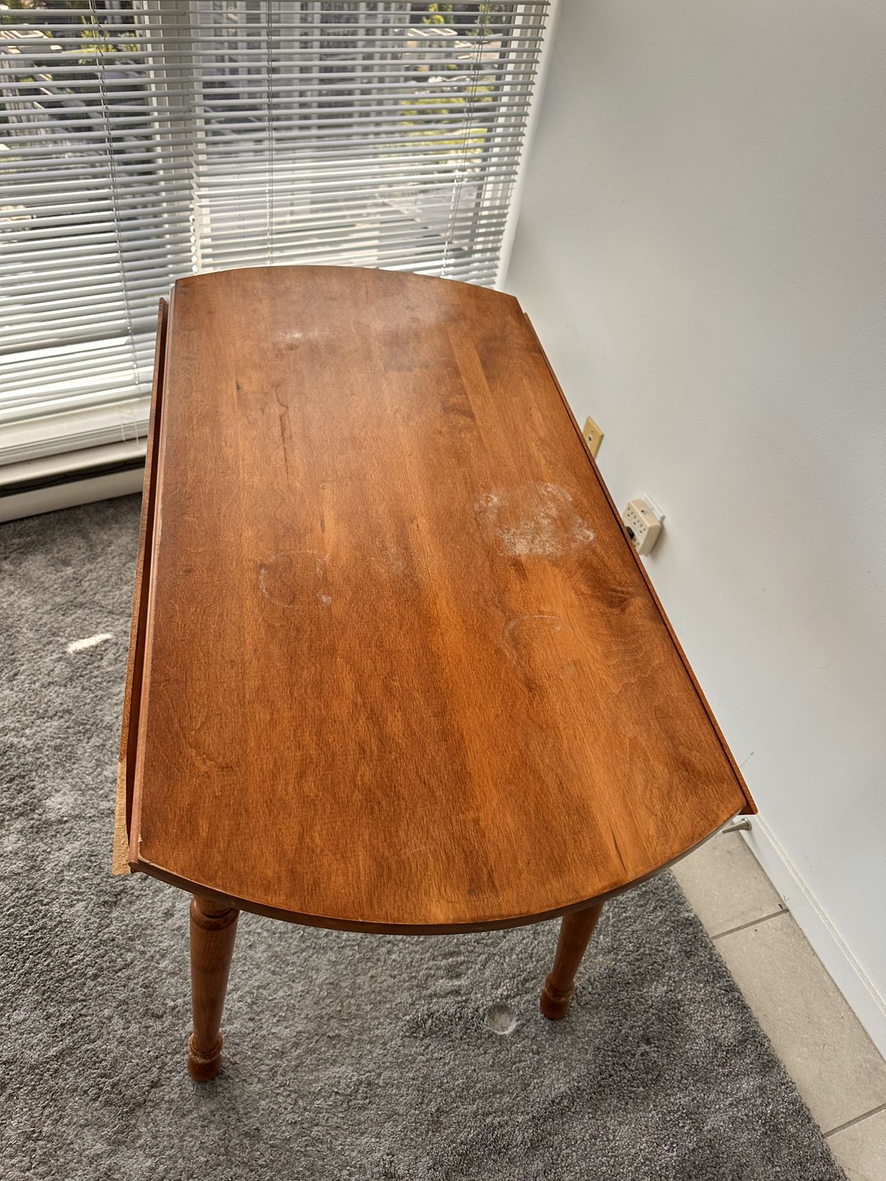 Round wooden foldable table - photo 3