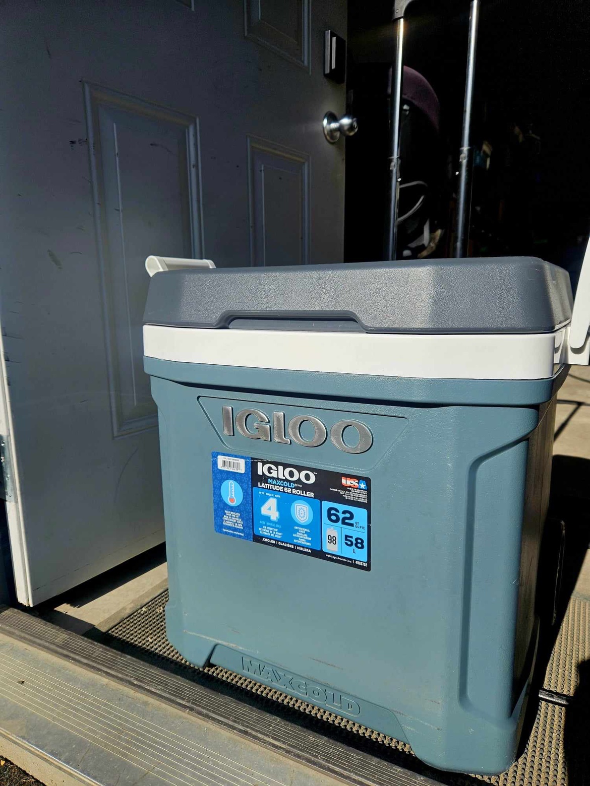 Camping cooler