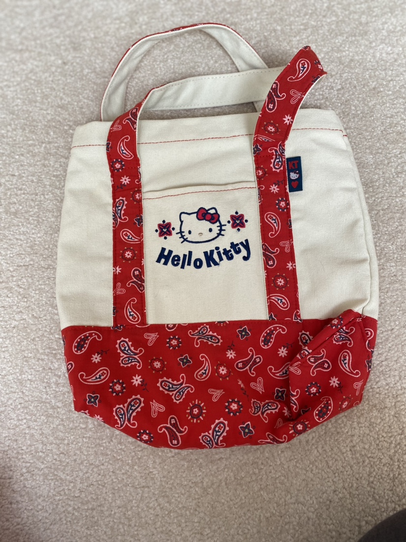 Hello Kitty and My Melody Tote Bags thumbnail