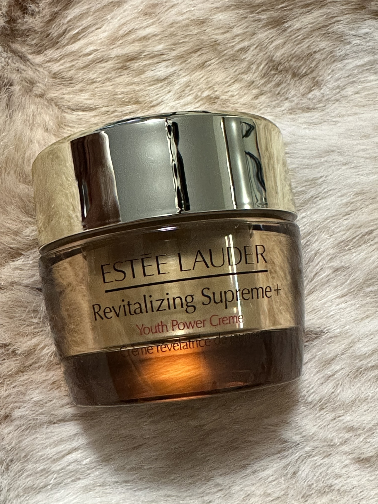 Estée Lauder revitalizing Supreme youth power creme thumbnail