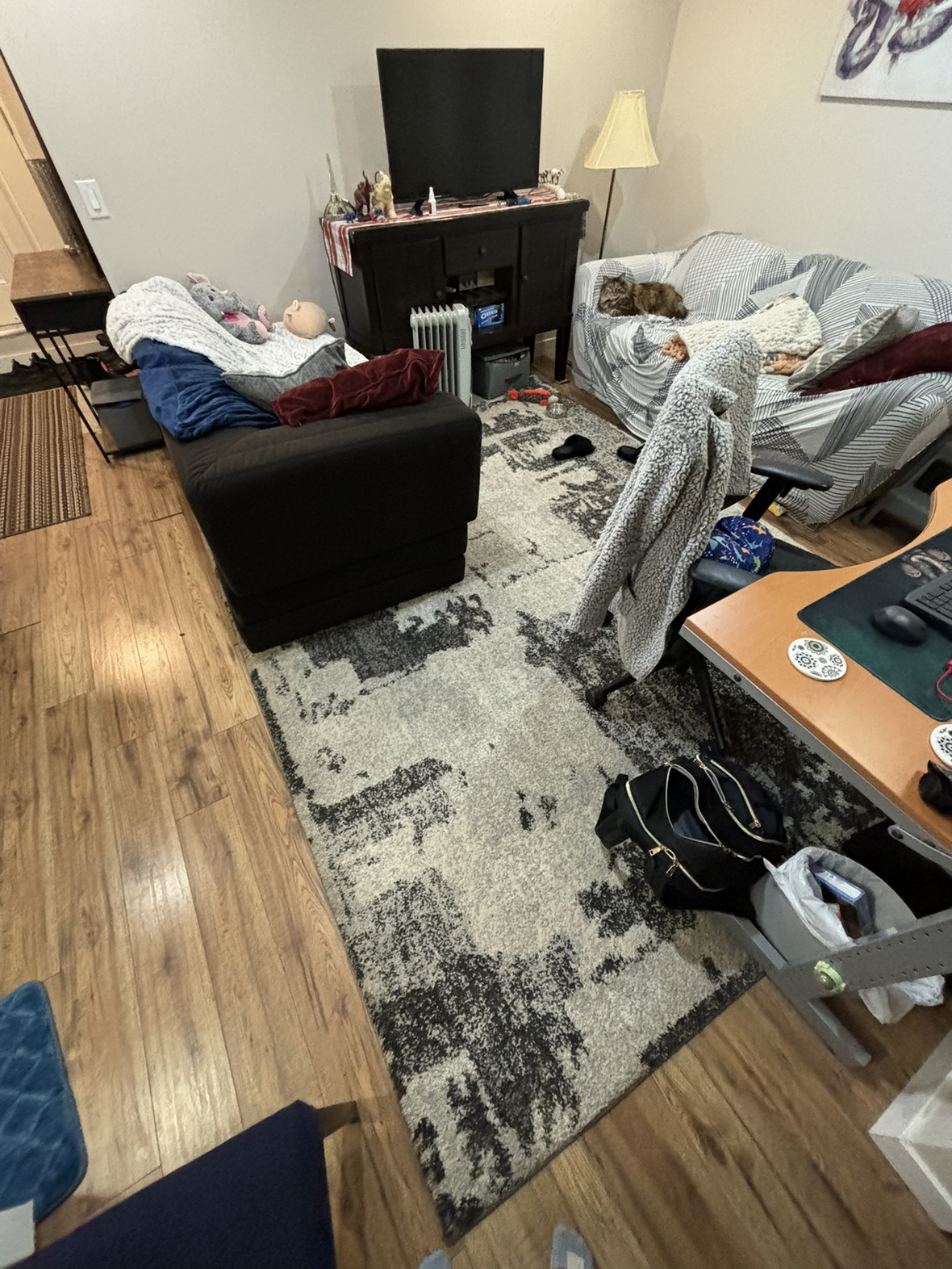 Free Carpet 8x10 - photo 2