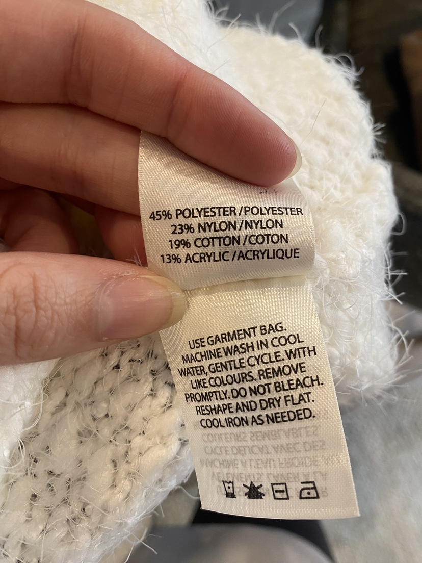 Soft White Sweater image indicator(6)