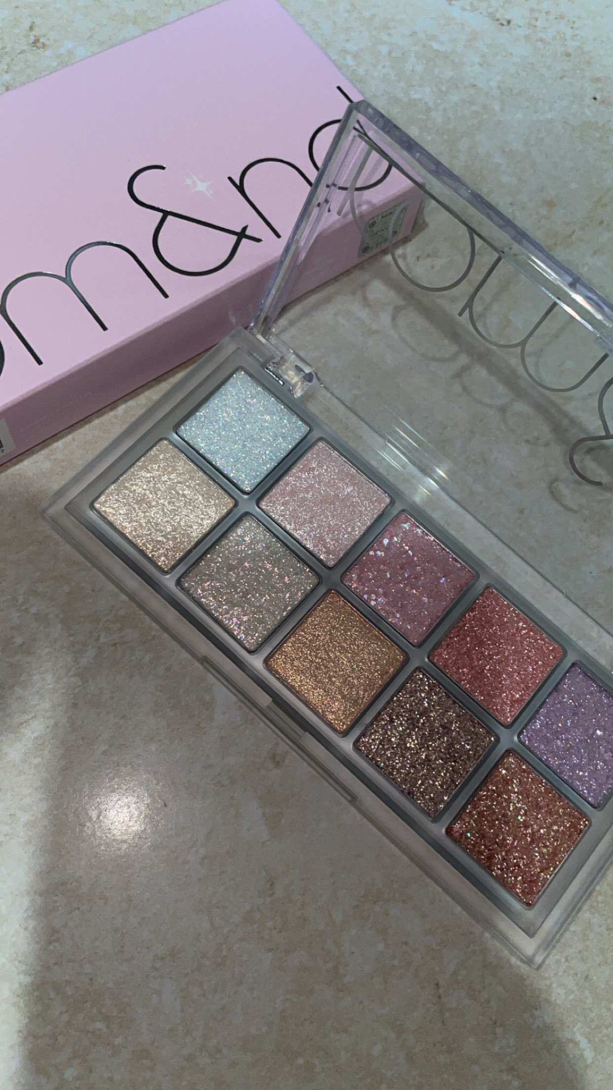 Rom&nd Better than Palette 00 Light & Glitter Garden image indicator(2)