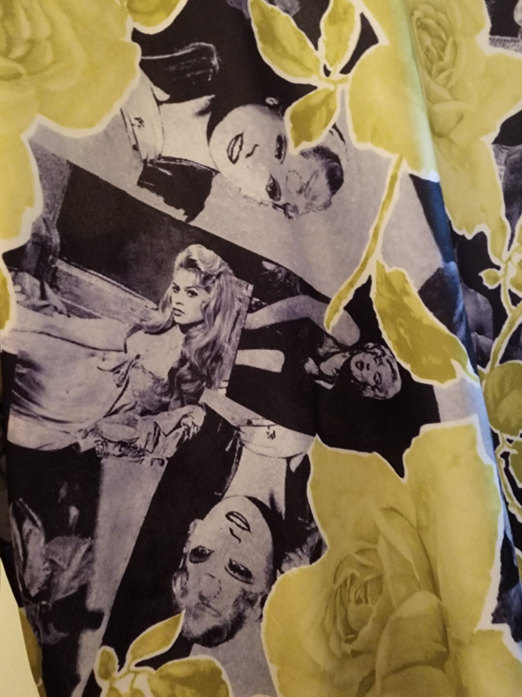 Classic Film Print vintage blouse image indicator(3)