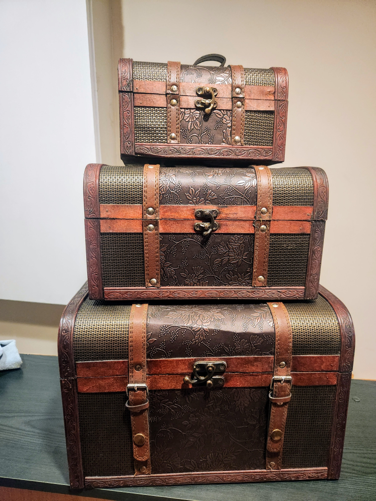 Antique Decorative Treasure Chest boxes- Set of 3 **NEW**