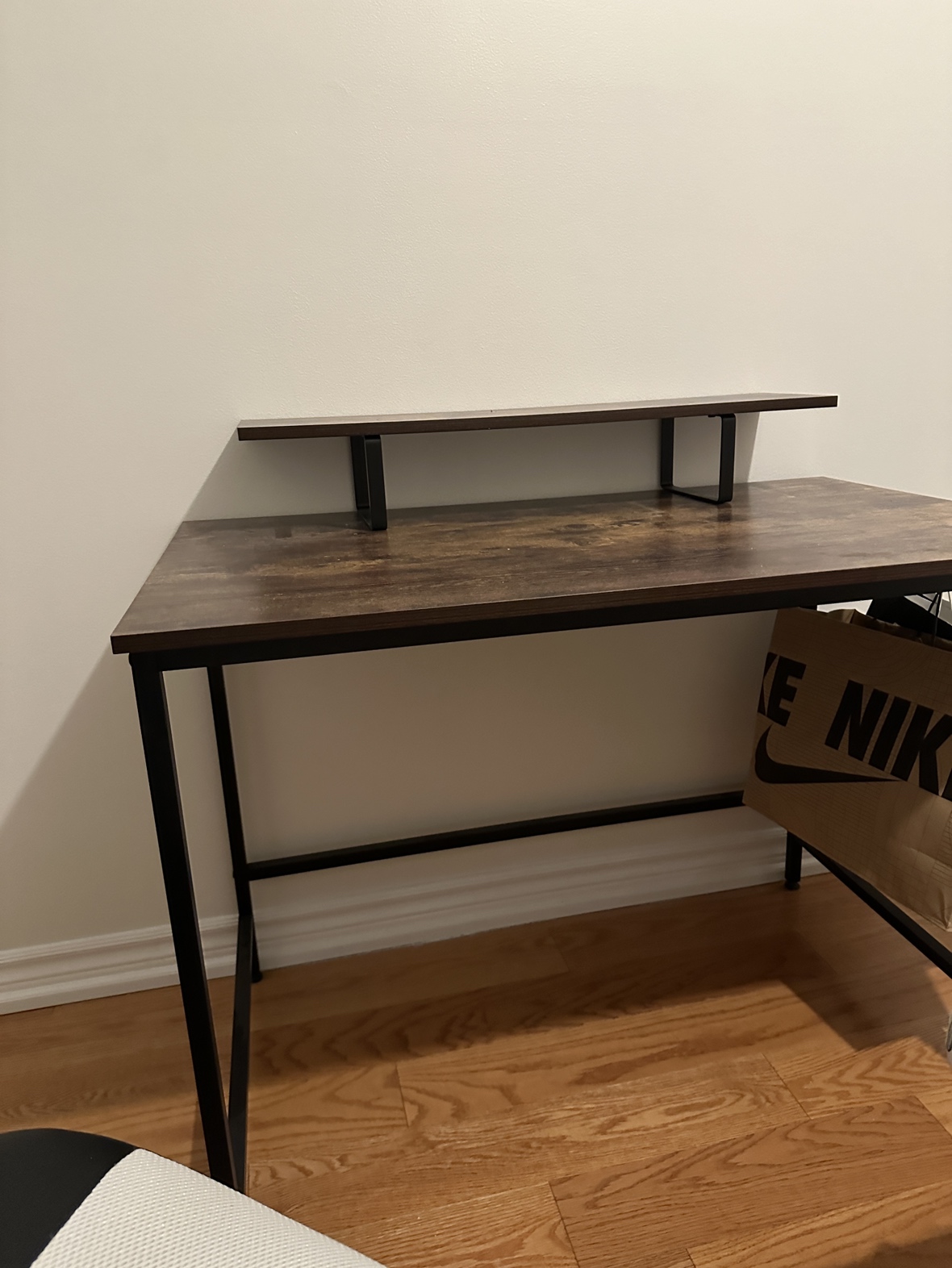Computer desk and chair - photo 3