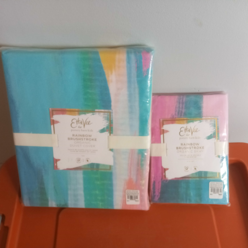 pottery barn kids organic rainbow duvet cover and organic shams