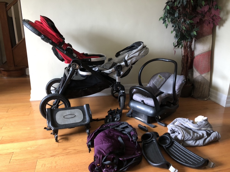 Double stroller with car seat and gliding board thumbnail