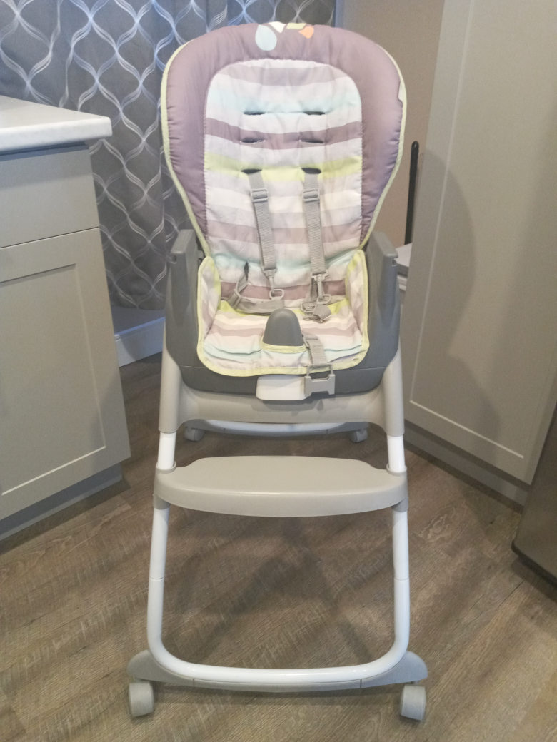 high chair - photo 2