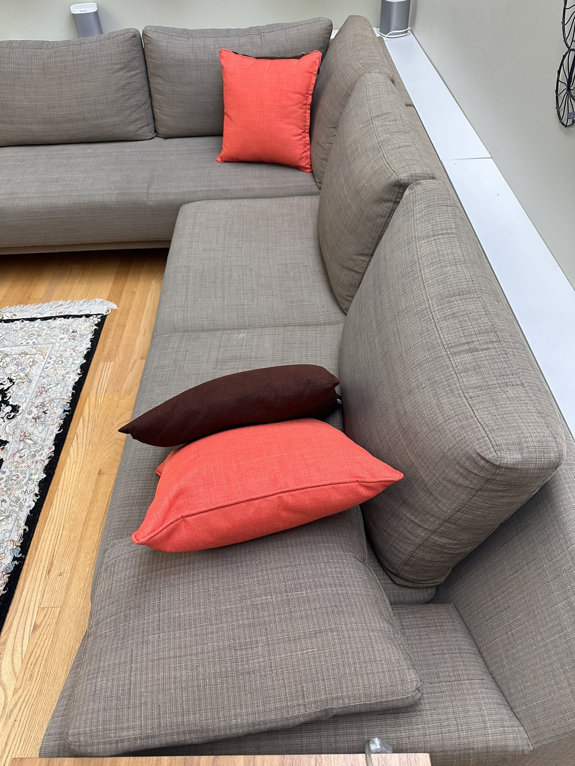 BO concept sectional couch image indicator(3)