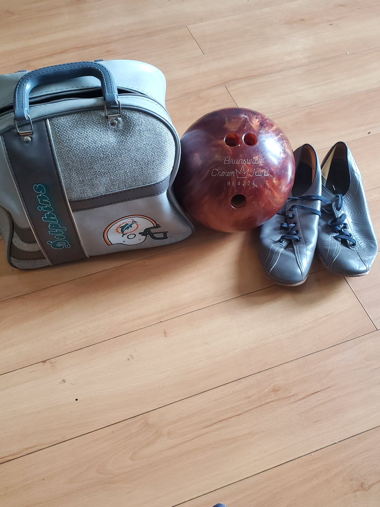 bowling set brunswick crown jewel